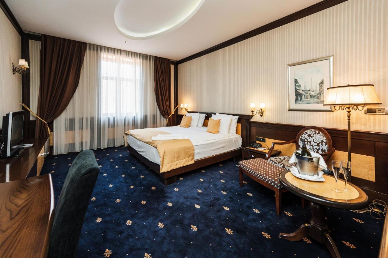 Hotel Europe Sarajevo Ngoại thất bức ảnh A room at the hotel
