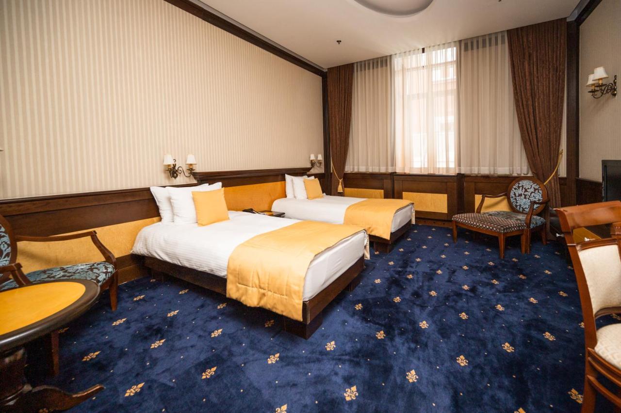 Hotel Europe Sarajevo Ngoại thất bức ảnh A room at the hotel