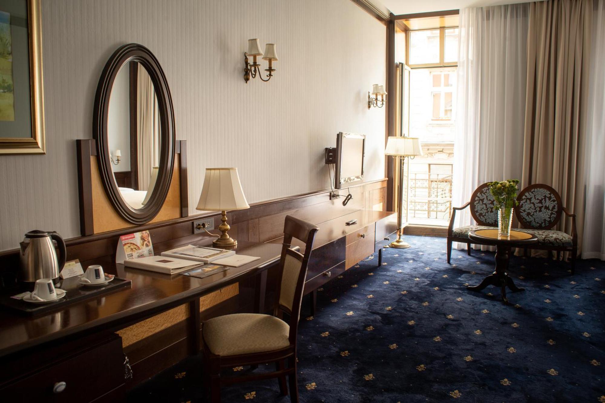 Hotel Europe Sarajevo Ngoại thất bức ảnh A room at the hotel