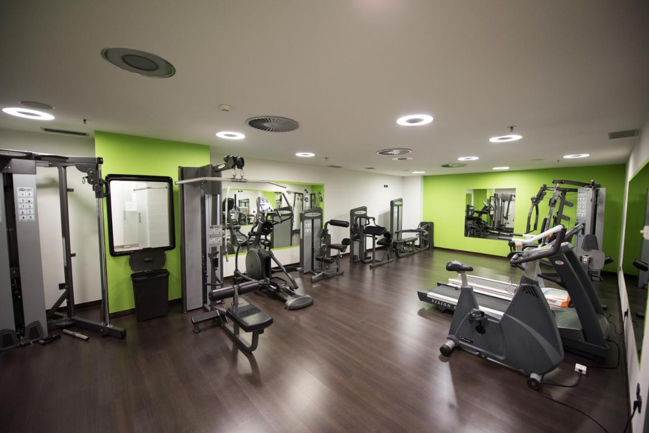 Hotel Europe Sarajevo Ngoại thất bức ảnh The gym at the hotel